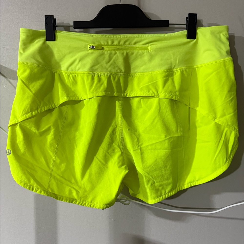 Lululemon Speed Up Mid-rise Shorts 4”, Highlight Yellow, Sz 14